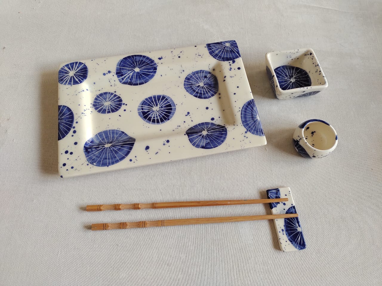 fórmula Medicinal en general Set de Sushi de cerámica artesanal GEA. 5 piezas.